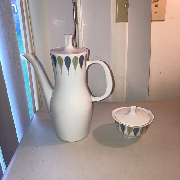 Thomas Germany Ceramic Porcelain MCM Mid Century Coffee Pot/Matching Sugar Bowl